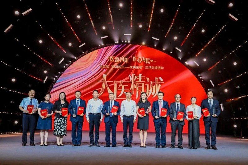 1J1031949-0.jpg 1J1031949-0.jpg