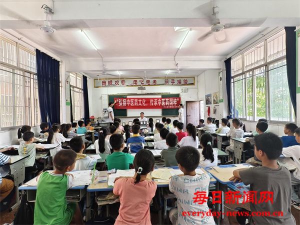 开江县甘棠镇卫生院中医药文化进校园 传承