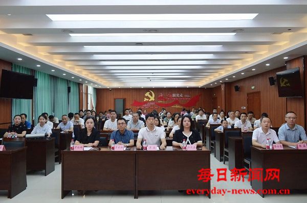 微信图片_20250620221357.jpg 微信图片_20250620221357.jpg