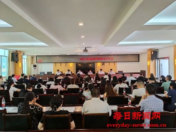 开江县慈善会换届选举暨第四届会员大会胜利