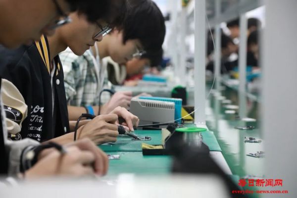 恩阳区职业中学：车间当课堂 校园建工厂