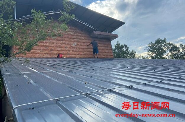 结婚照_1766383964770_batch_1_1766388840127.png 结婚照_1766383964770_batch_1_1766388840127.png