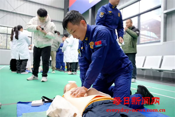 640.webp (1).png 640.webp (1).png