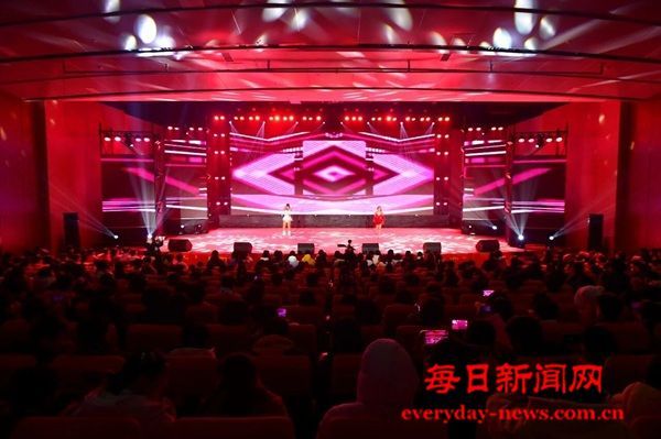 青春当“燃” 迎新“驫”新 ——恩阳区职