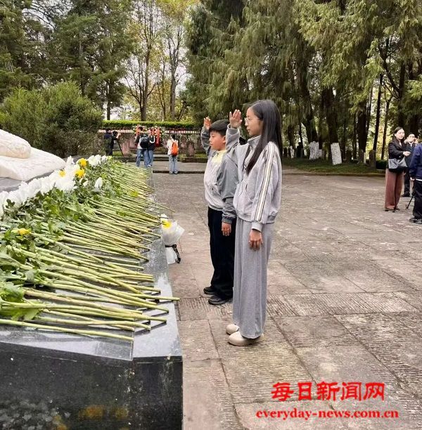 传承红色基因 践行劳动精神——通江县实验