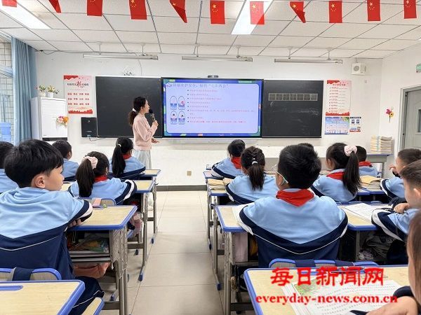 巴州区白云台实验学校开展防溺水沉浸式体验